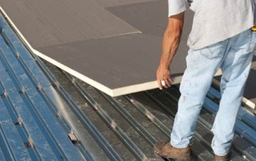 benefits of insulating Polgigga flat roofing